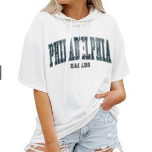 Philadelphia Eagles Women's Chic Short Sleeve Pullover Hoodie - White